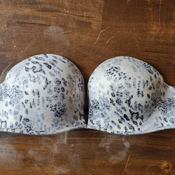 Bombshell Strapless Bra - Picture 6 of 6